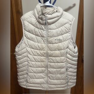 Columbia Tan/Stone OmniHeat Vest